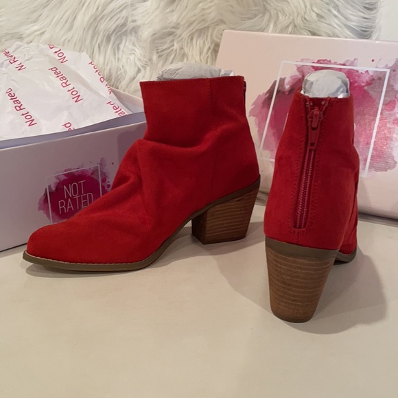 NIB (7) NOT RATED red faux suede pointed booties zip slouchy 3” stack heel pixie - Picture 13 of 13